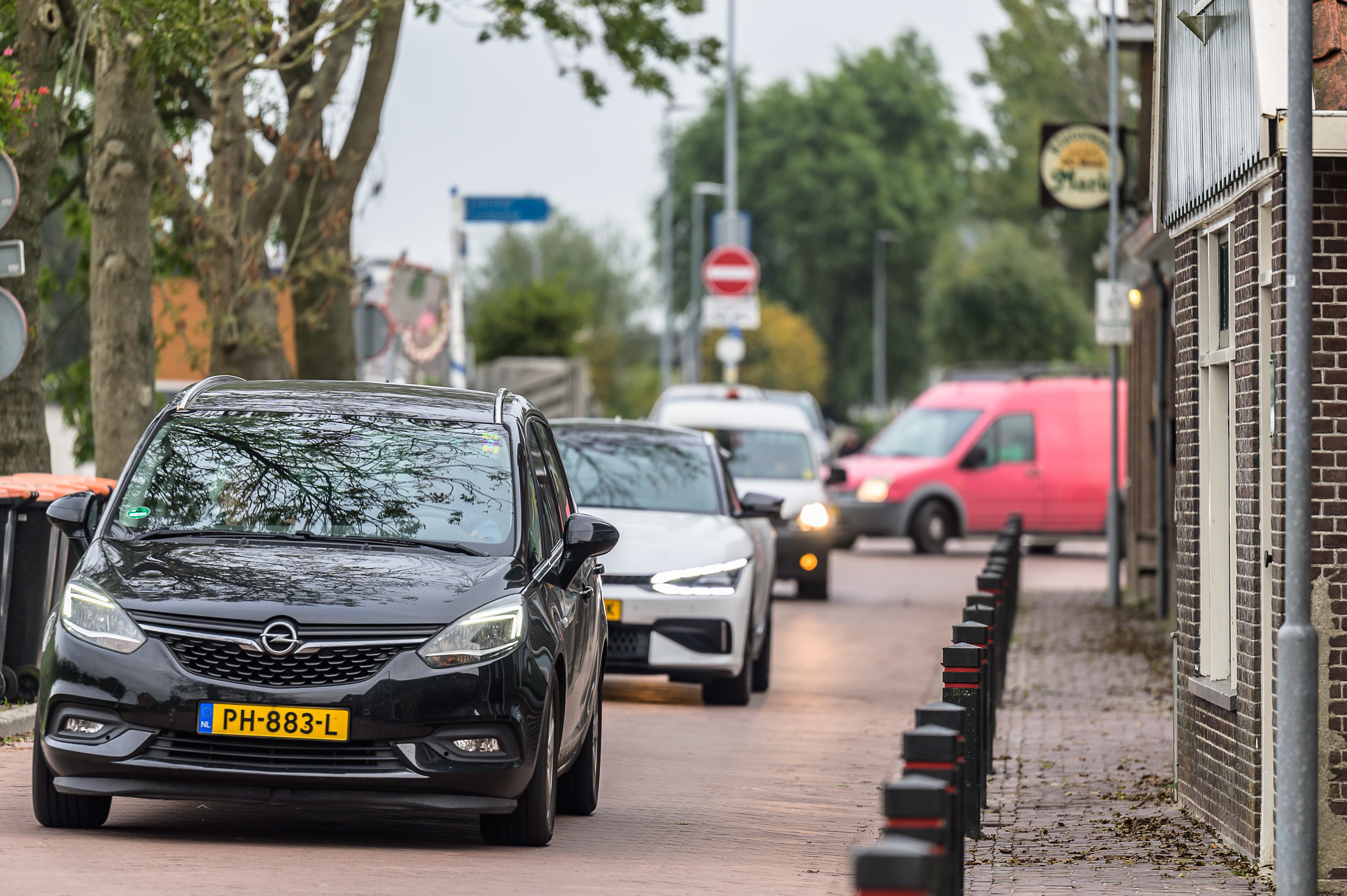Bewoners Wijdewormer vrezen voor verkeerschaos tijdens maandenlange werkzaamheden A7: ’Ik mag hopen 